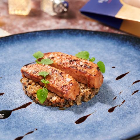 Pan-fried Foie Gras on a bed of mushrooms | Edouard Artzner