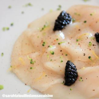 Carpaccio de Saint-Jacques, brocolis, citron et caviar