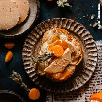 Pain brioché, confiture de clémentine, Foie Gras